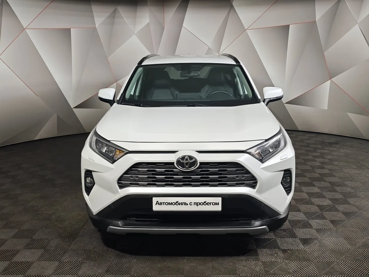 Toyota RAV4 2.0i CVT AWD (149 л.с.) Белый в АВИЛОН. Слайд №7