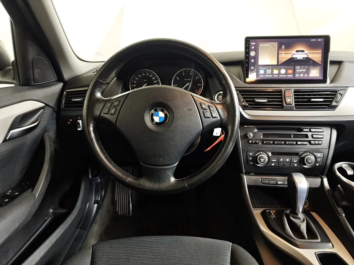BMW X1 sDrive18i AT (150 л.с.) Белый в АВИЛОН. Слайд №17