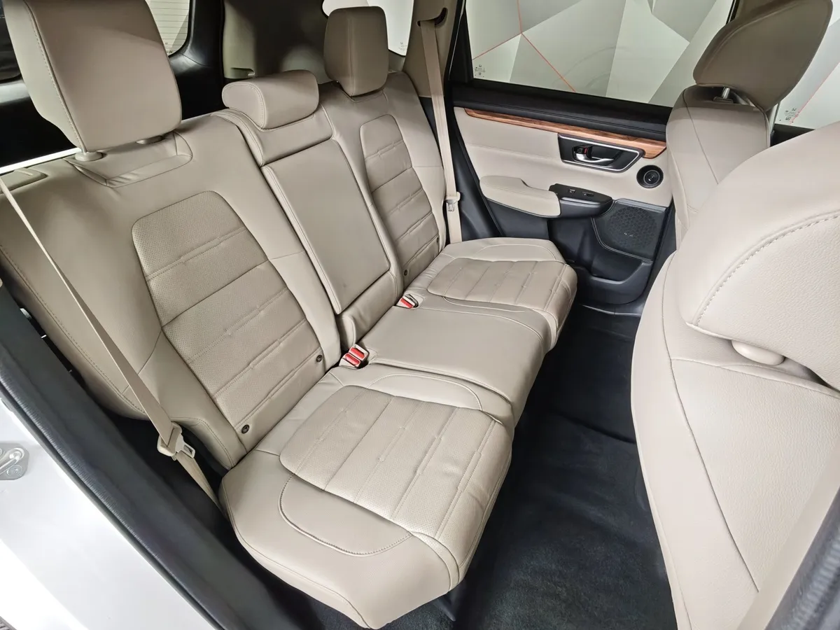 Honda CR-V 2.4 CVT AWD (186 л.с.) Белый в АВИЛОН. Слайд №17