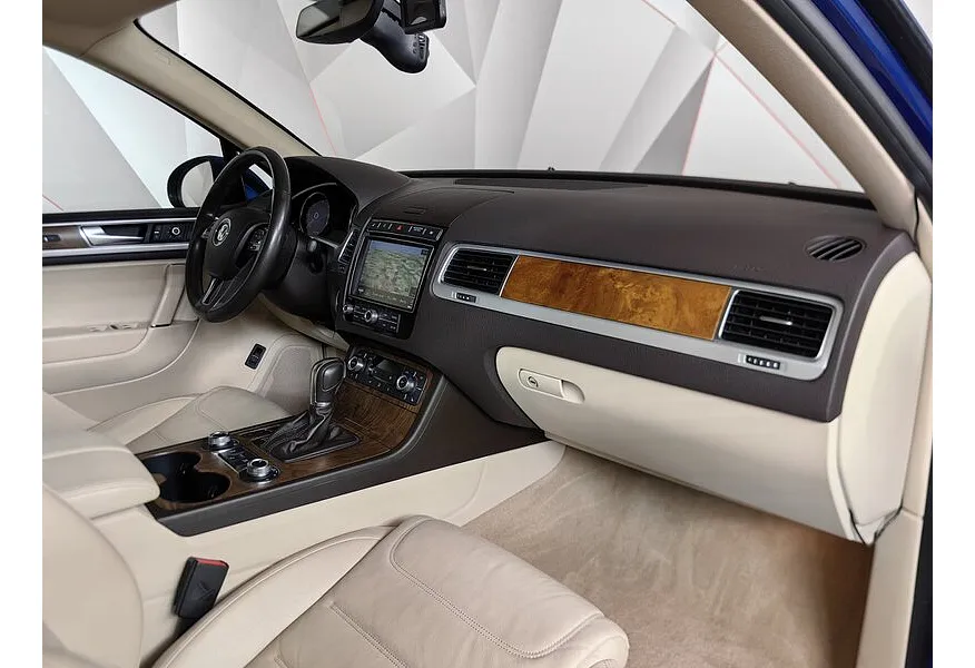 Volkswagen Touareg 3.0 TDI Tiptronic 4Motion (204 л.с.) Синий в АВИЛОН. Слайд №13