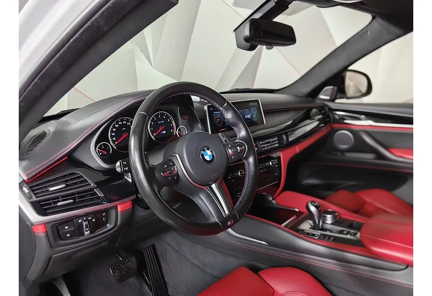 BMW X6 M 4.4 xDrive Steptronic (575 л.с.) Белый в АВИЛОН. Слайд №12