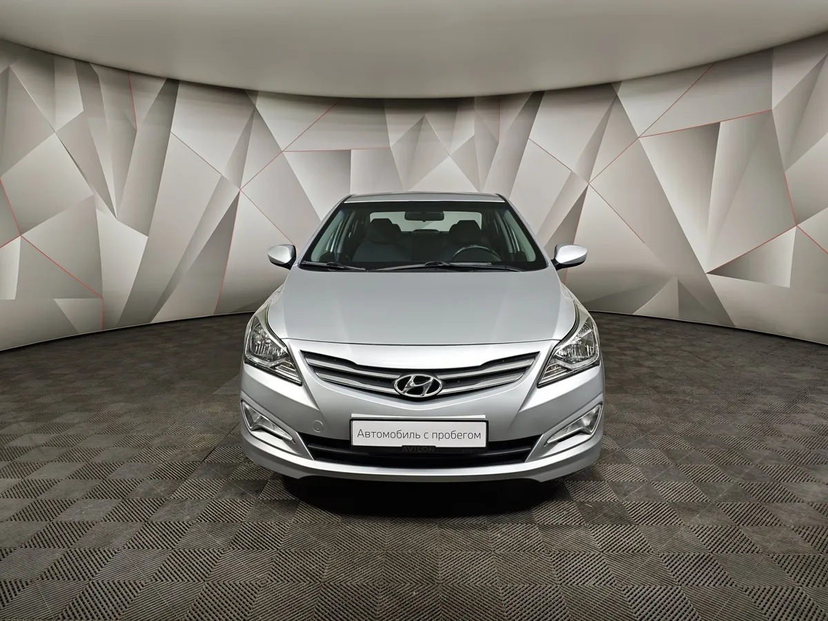 Hyundai Solaris 1.6 AT (123 л.с.) Elegance Серебристый в АВИЛОН. Слайд №7