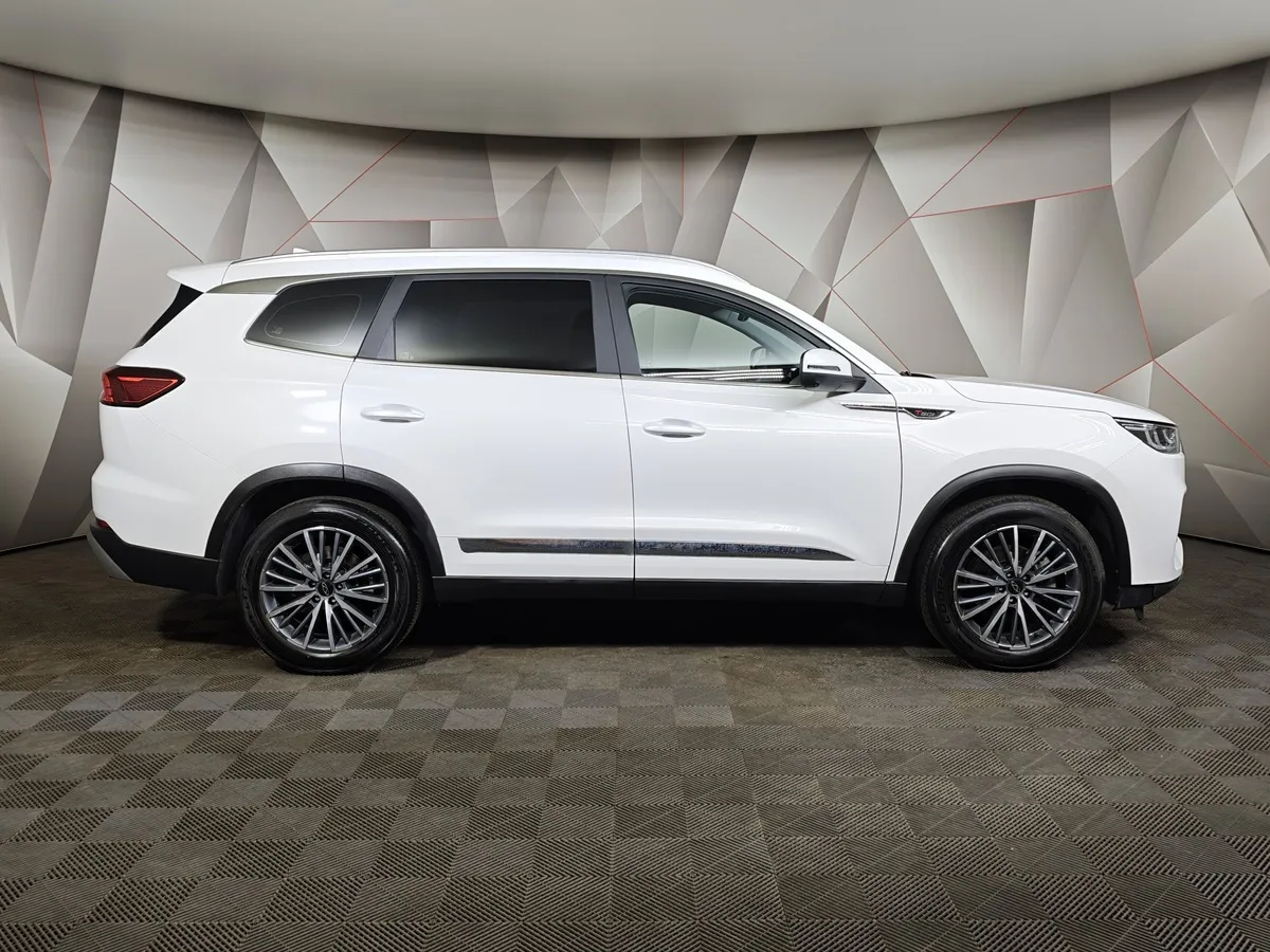 Chery Tiggo 8 Pro Max 1.6T DCT FWD (186 л.с.) Elite Белый в АВИЛОН. Слайд №6
