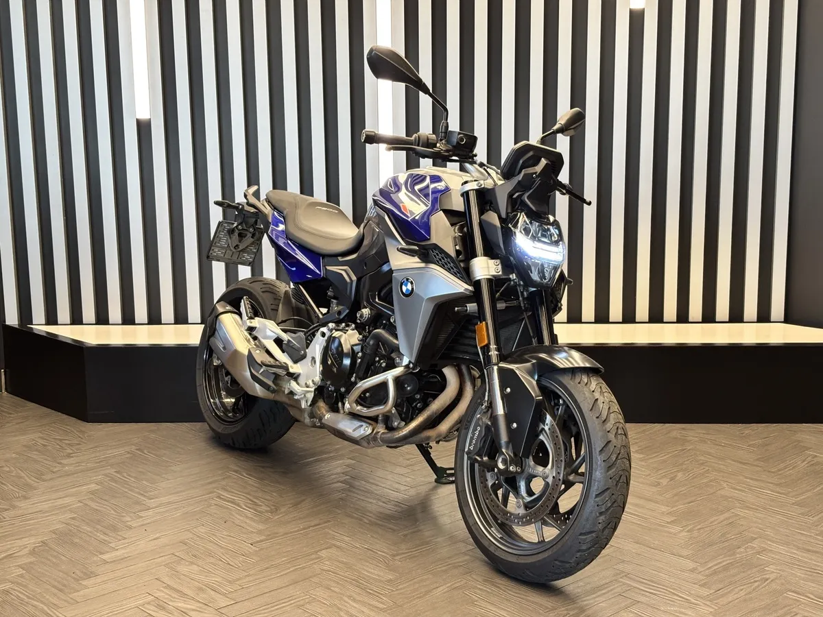 BMW Motorrad F 900 R F 900 R 895 см³ 895 Синий в АВИЛОН. Слайд №2