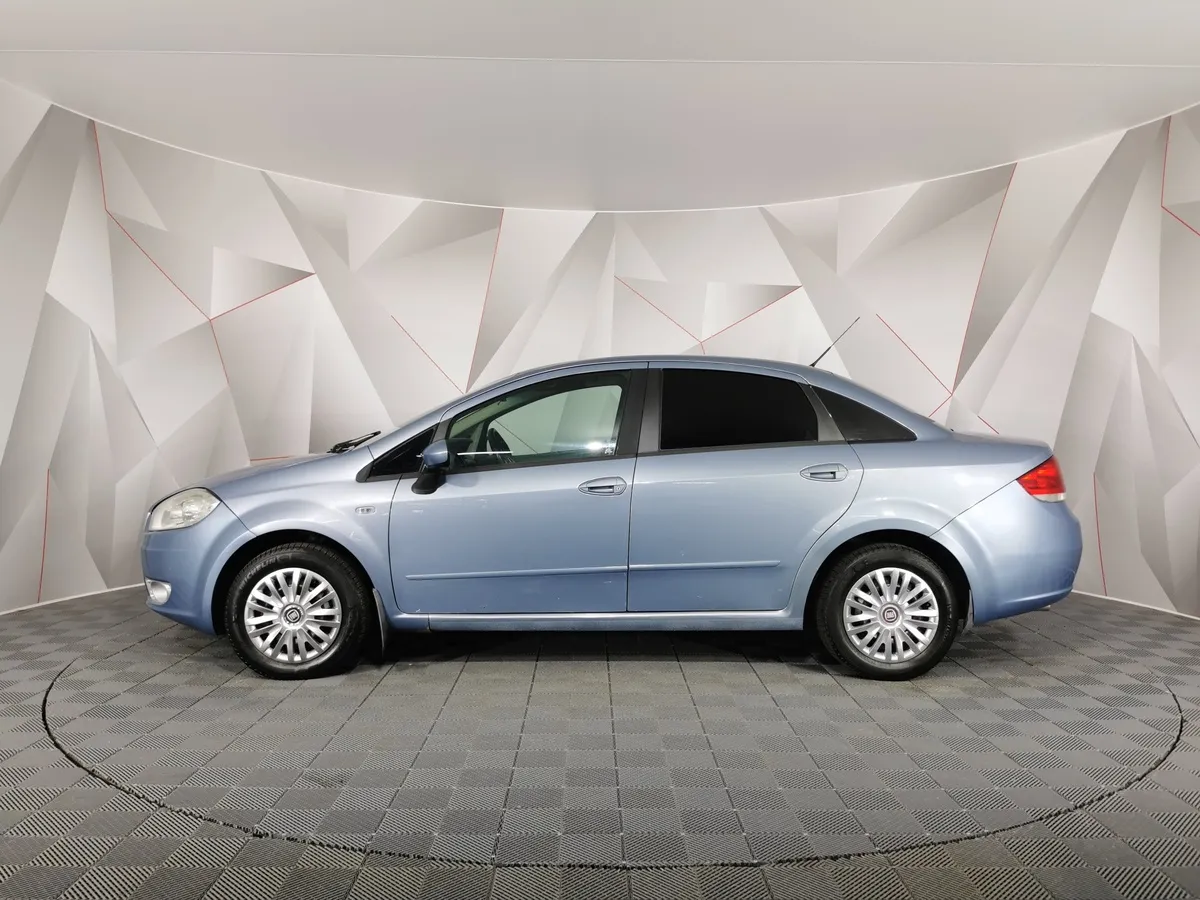 Fiat Linea 1.4 MT (120 л.с.) Голубой в АВИЛОН. Слайд №5