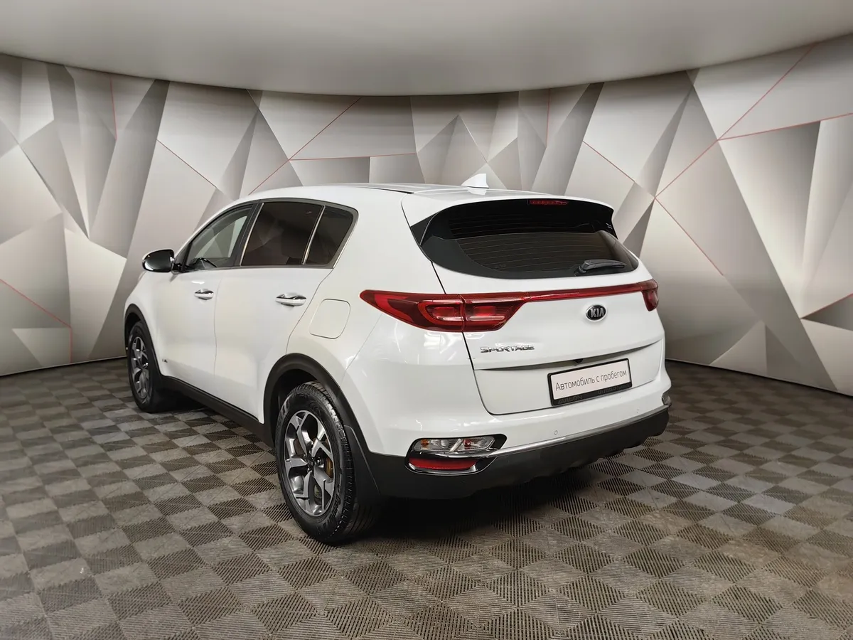 Kia Sportage 2.0 MPI AT 4WD (150 л.с.) Comfort Белый в АВИЛОН. Слайд №4