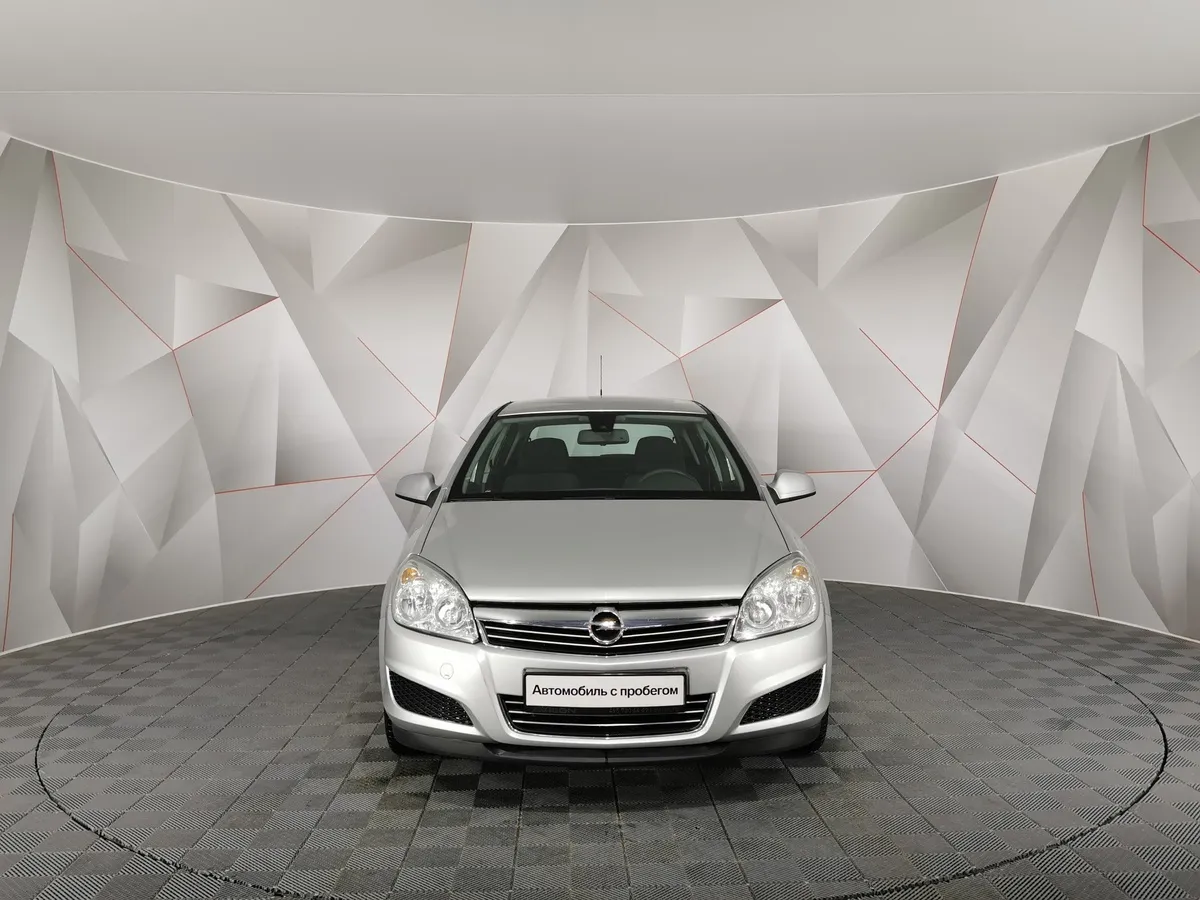 Opel Astra 1.6 MT (115 л.с.) Серебристый в АВИЛОН. Слайд №7