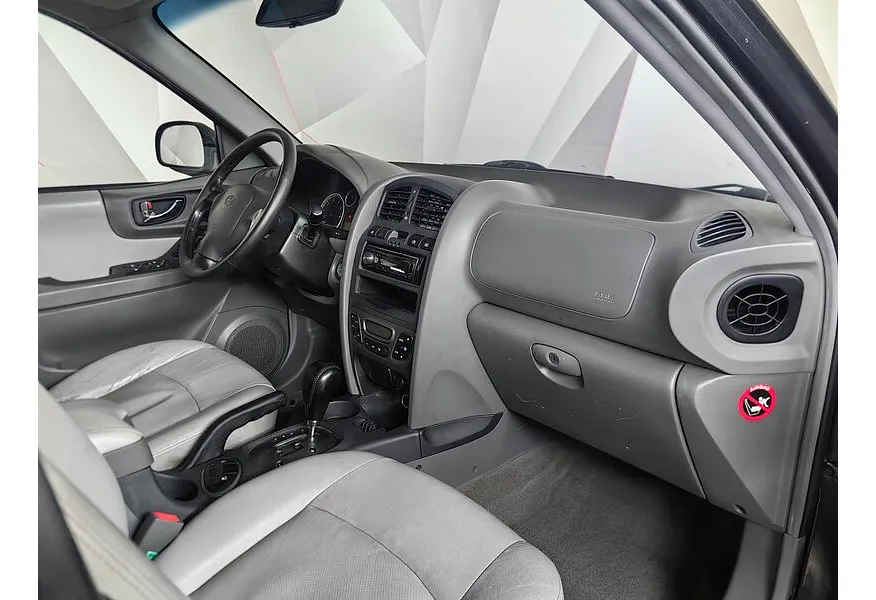 Hyundai Santa Fe 2.0 CRDi AT 4WD (112 л.с.) Черный в АВИЛОН. Слайд №12