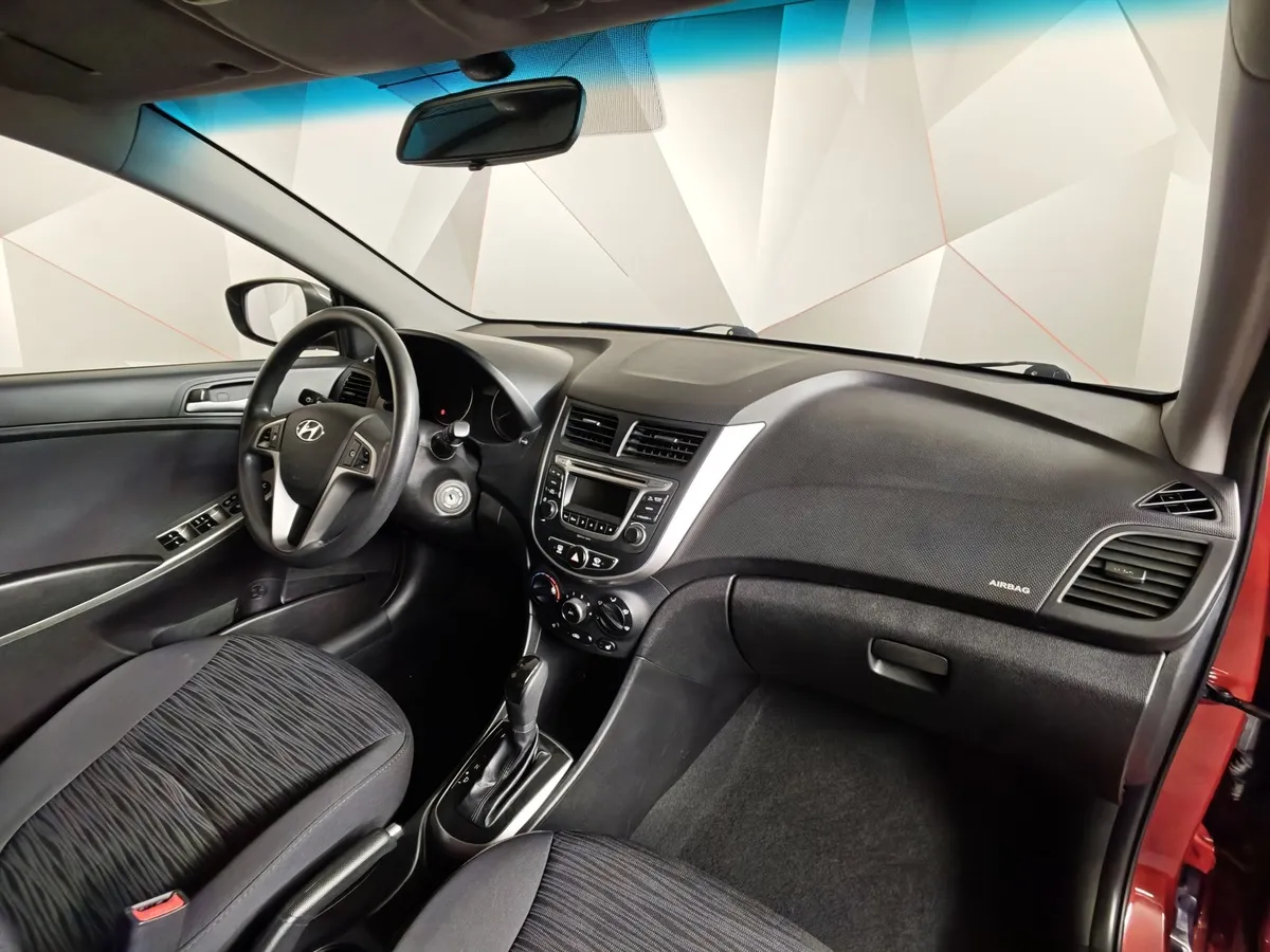 Hyundai Solaris 1.6 AT (123 л.с.) Comfort Красный в АВИЛОН. Слайд №12