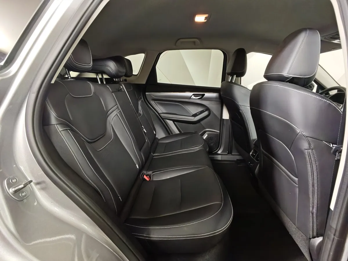 Haval Jolion 1.5 DCT 4WD (150 л.с.) Premium Серый в АВИЛОН. Слайд №16