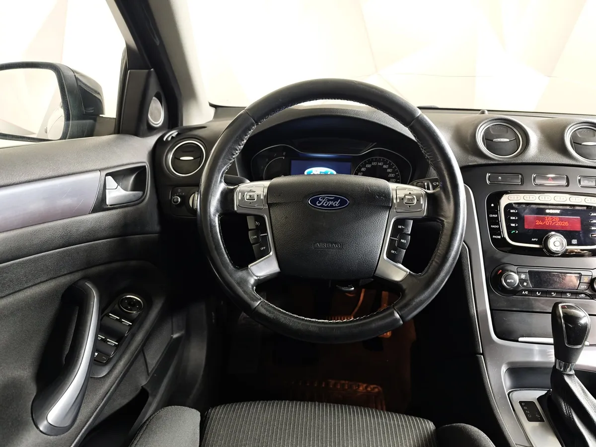 Ford Mondeo 2.3 AT (161 л.с.) Ambiente Черный в АВИЛОН. Слайд №18