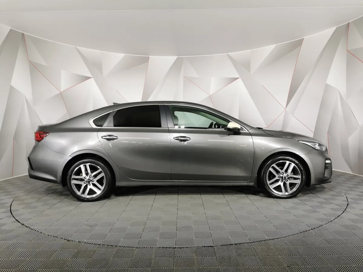 Kia Cerato 2.0 MPI AT (150 л.с.) Premium Plus Серый в АВИЛОН. Слайд №6