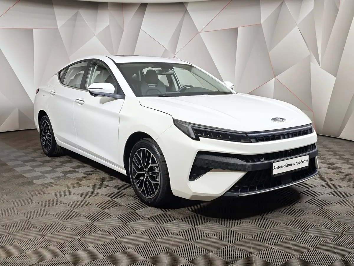 Москвич 6 1.5T CVT 2WD (136 л.с.) Business Белый в АВИЛОН. Слайд №3
