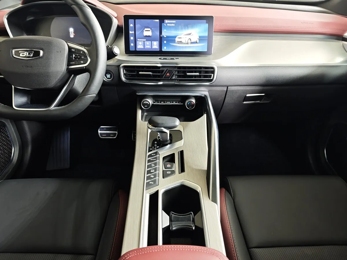 Belgee X50 1.5T 7DCT 2WD (150 л.с.) Prestige Черный в АВИЛОН. Слайд №14