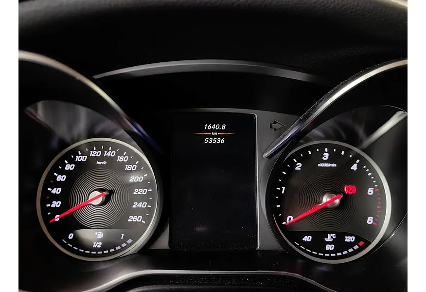 Mercedes-Benz V-Класс V 250 d 9G-Tronic L2 4MATIC (190 л.с.) AMG Line Черный в АВИЛОН. Слайд №17