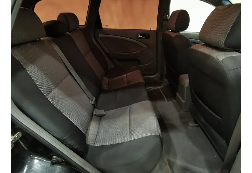 Chevrolet Lacetti 1.6 MT (109 л.с.) Черный в АВИЛОН. Слайд №16