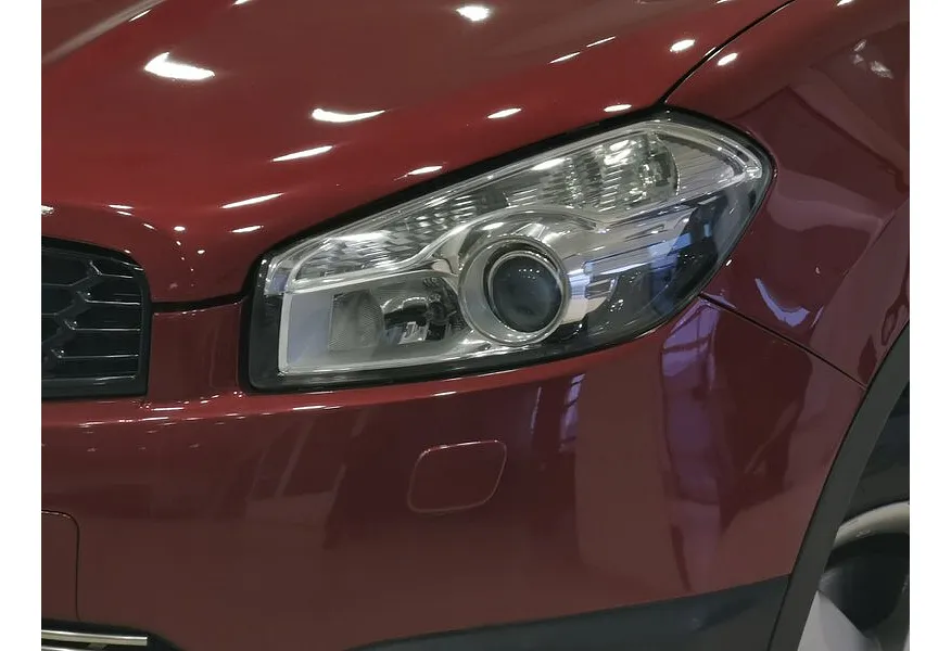 Nissan Qashqai 2.0 MT FWD (141 л.с.) Красный в АВИЛОН. Слайд №10