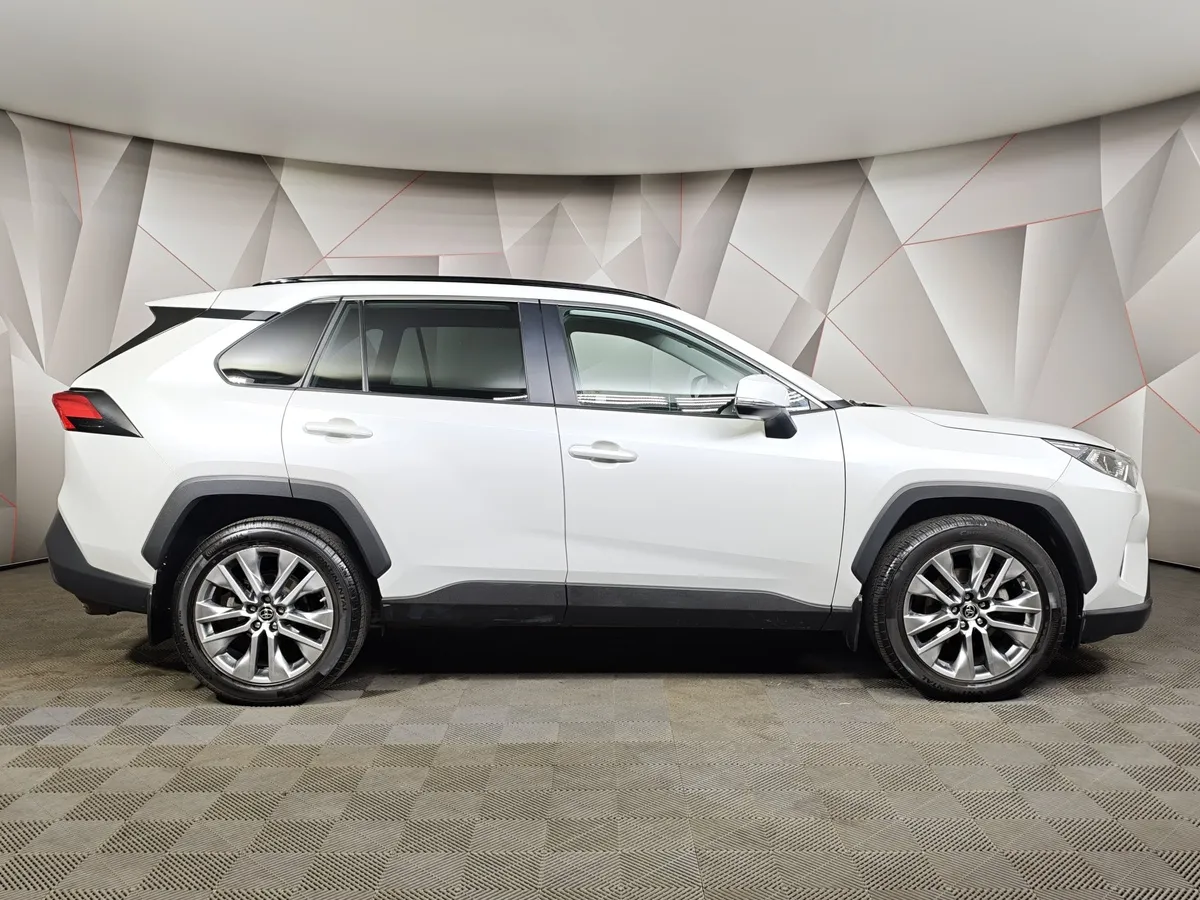 Toyota RAV4 2.5i AT AWD (199 л.с.) Комфорт Белый в АВИЛОН. Слайд №6