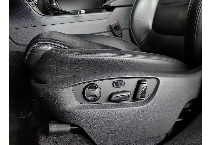 Volkswagen Touareg 3.0 TDI Tiptronic 4Motion (245 л.с.) V6 TDI Черный в АВИЛОН. Слайд №22