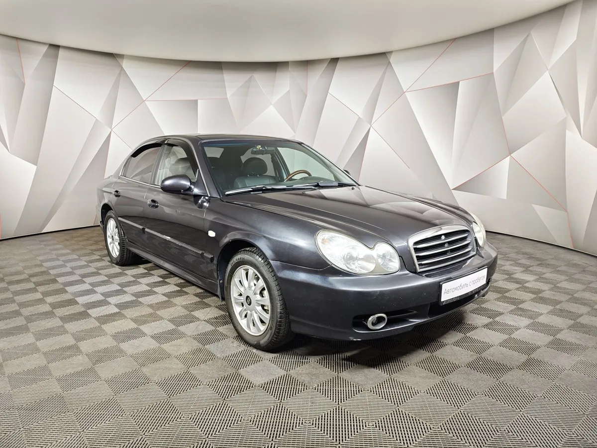Hyundai Sonata 2.7 MT (172 л.с.) Черный в АВИЛОН. Слайд №3