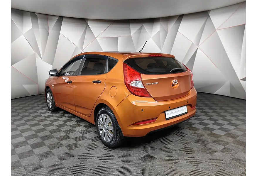 Hyundai Solaris 1.6 MT (123 л.с.) Active Оранжевый в АВИЛОН. Слайд №4 Hyundai Solaris 1.6 MT (123 л.с.) Active Оранжевый в АВИЛОН. Слайд №4