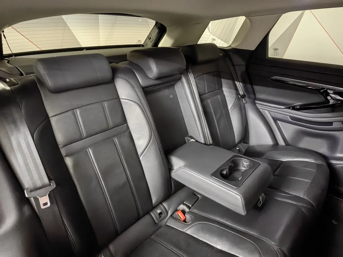 Land Rover Range Rover Evoque P 200 AT AWD (200 л.с.) S Красный в АВИЛОН. Слайд №17