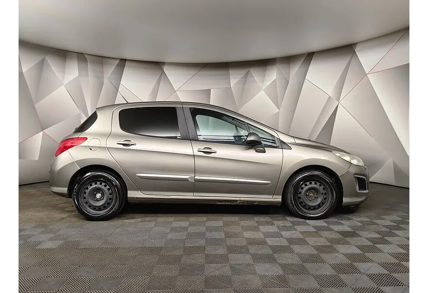 LIVE. Слайд №4