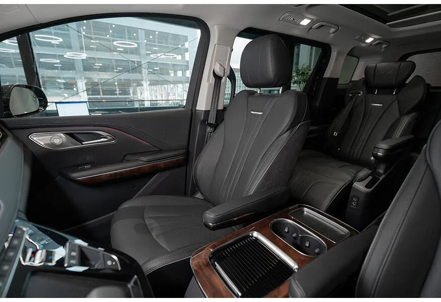 LIVE. Слайд №9