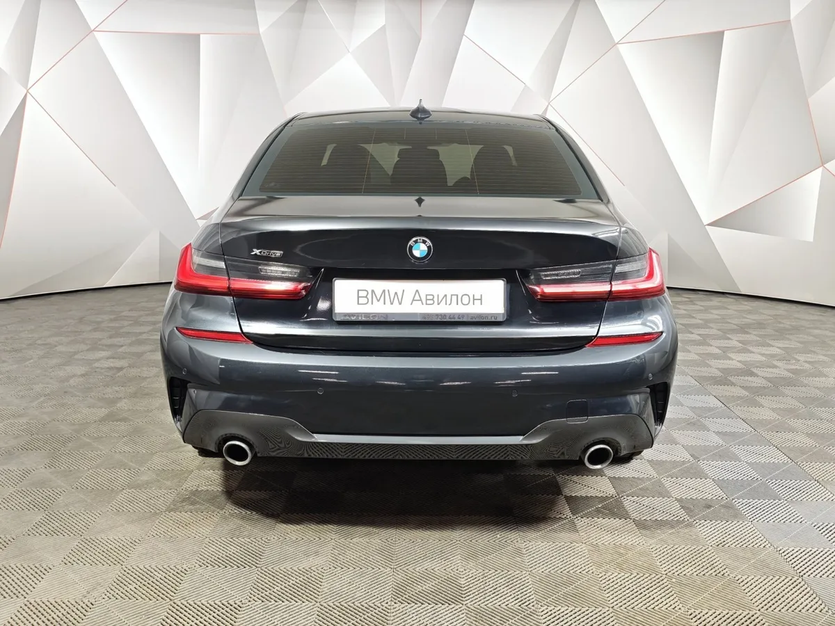 BMW 3 серия 320i xDrive (184 л.с.) Черный в АВИЛОН. Слайд №4
