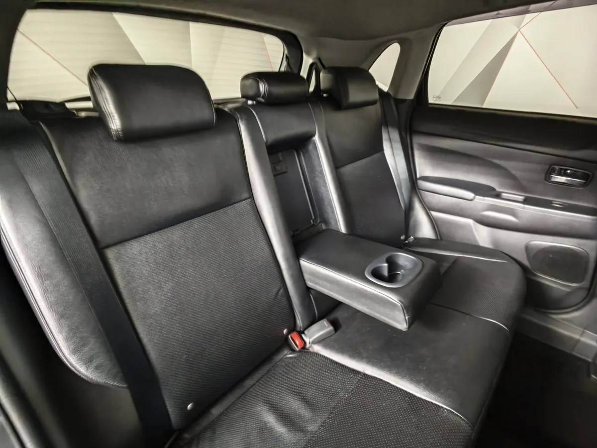 Mitsubishi ASX 2.0 CVT 4WD (150 л.с.) Черный в АВИЛОН. Слайд №17
