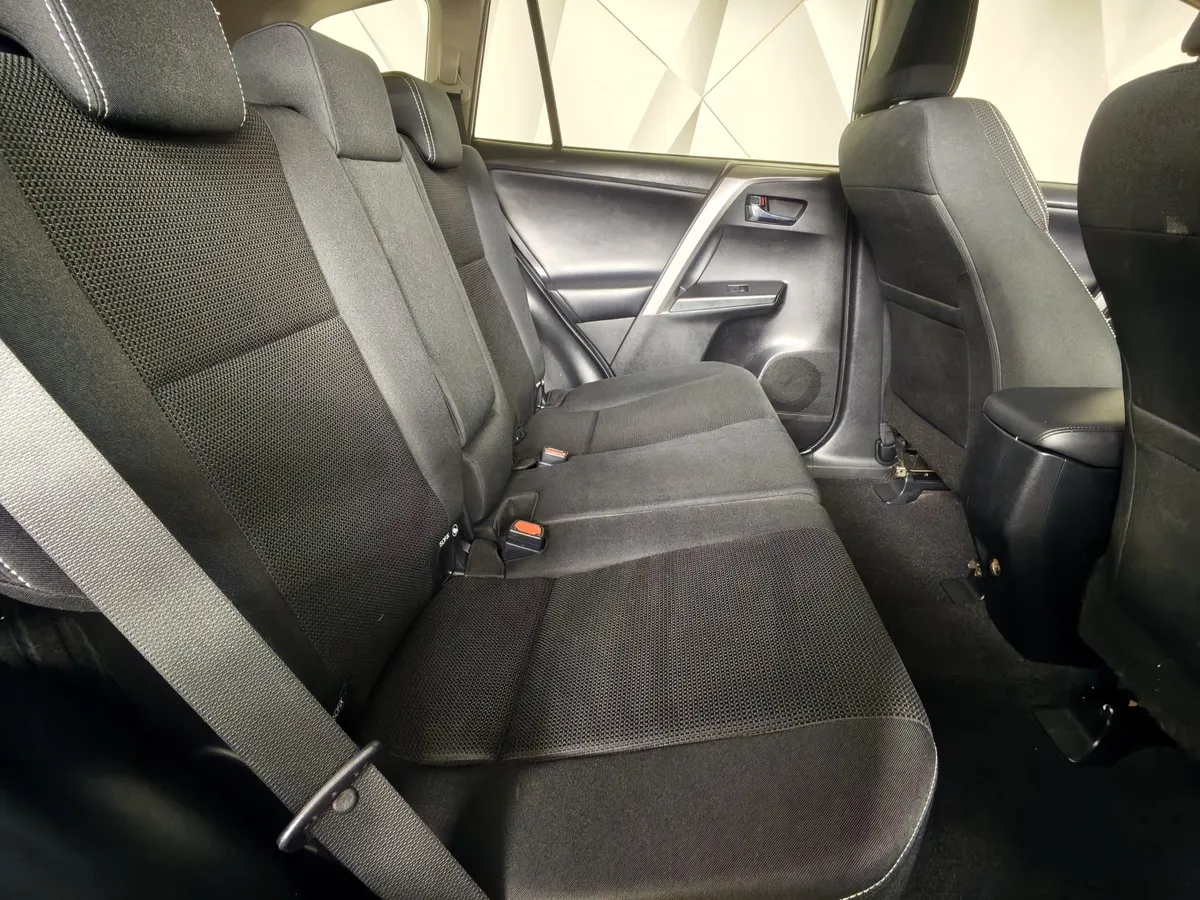 Toyota RAV4 2.0 CVT AWD (146 л.с.) Классик Черный в АВИЛОН. Слайд №15