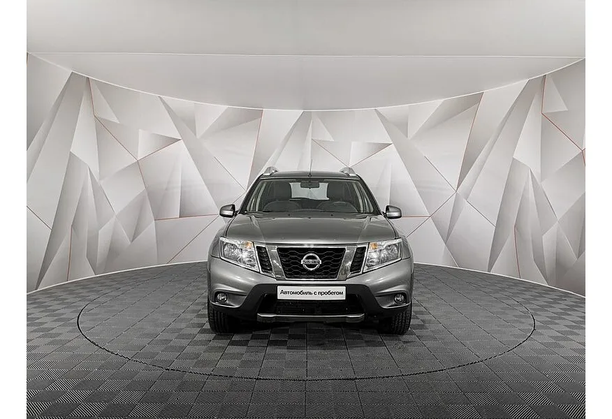 Nissan Terrano 2.0 MT AWD (143 л.с.) Серый в АВИЛОН. Слайд №7