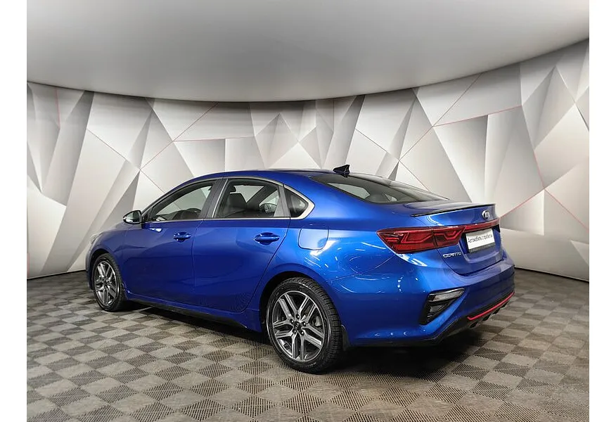 Kia Cerato 2.0 MPI AT (150 л.с.) GT Line Синий в АВИЛОН. Слайд №4