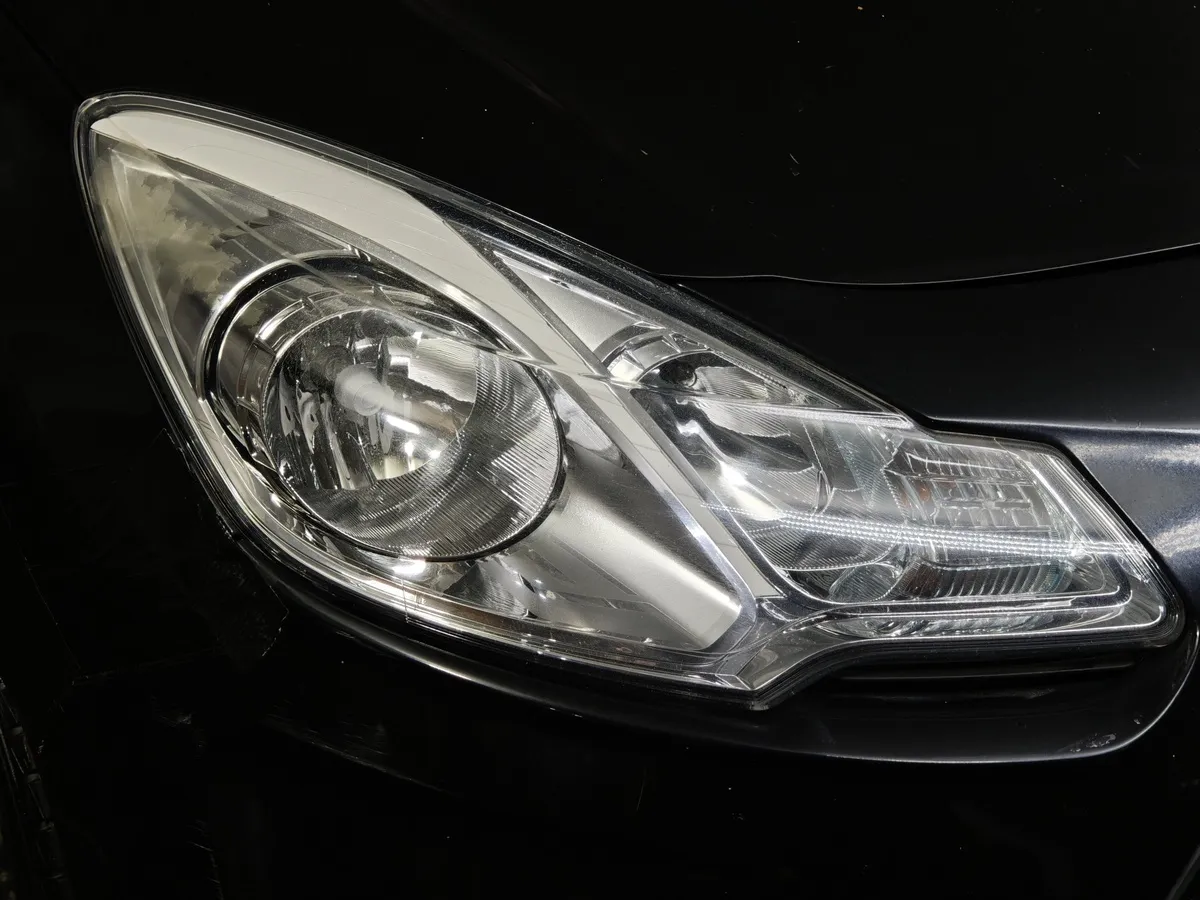 Citroen C3 1.4VTi  MT FWD (75 л.с.) Черный в АВИЛОН. Слайд №10