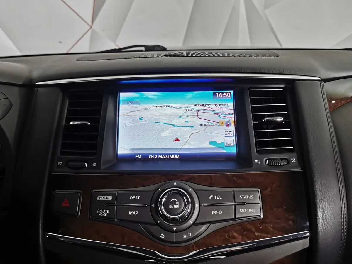 Infiniti QX80 5.6 АТ AWD (405 л.с.) Белый в АВИЛОН. Слайд №19