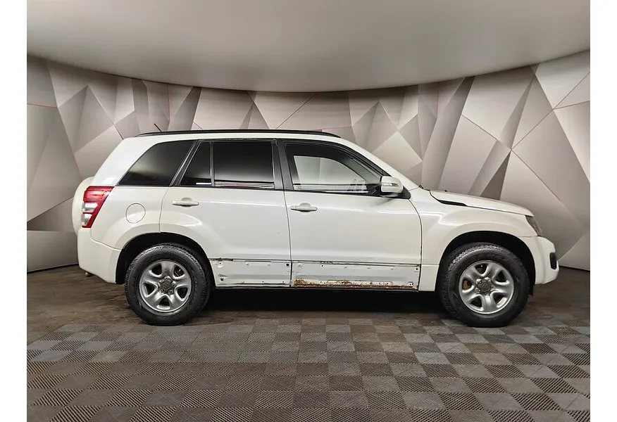 LIVE. Слайд №4