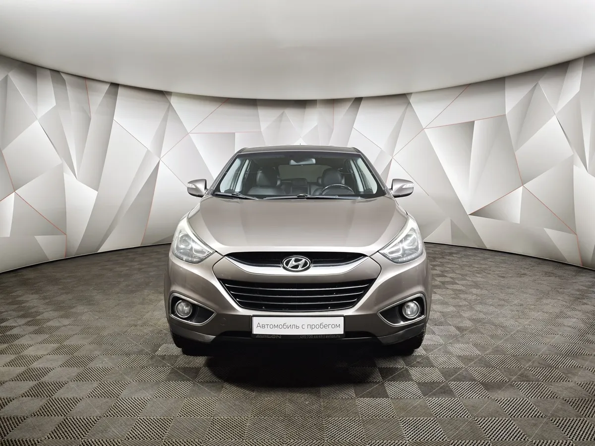 Hyundai ix35 2.0 AT (150 л.с.) Comfort Коричневый в АВИЛОН. Слайд №7