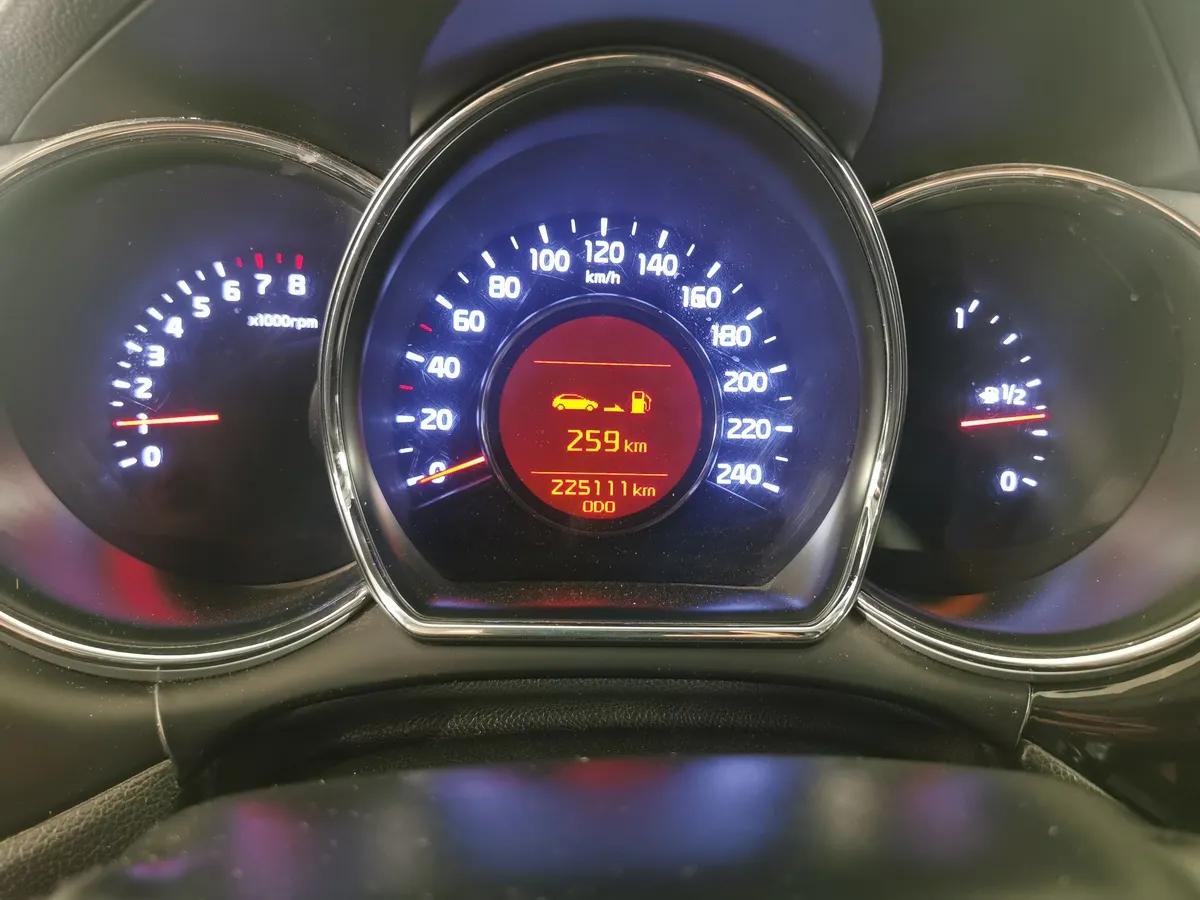 Kia Ceed 1.6 MT (130 л.с.) Classic Коричневый в АВИЛОН. Слайд №17