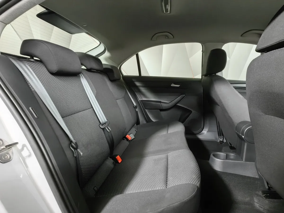 Volkswagen Polo 1.6 MPI AT (110 л.с.) Respect + Зимний Белый в АВИЛОН. Слайд №16