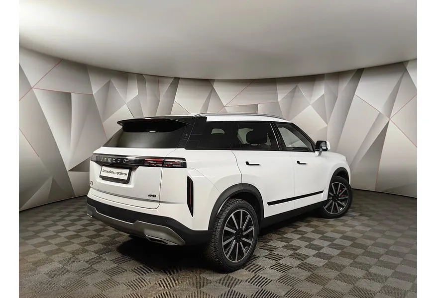 Jaecoo J7 1.6T 7DCT 4WD (186 л.с.) Supreme Белый в АВИЛОН. Слайд №2