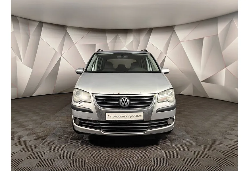 АВИЛОН - Volkswagen Touran 1.4 TSI DSG (140 л.с.) Conceptline Серебристый - slide 4