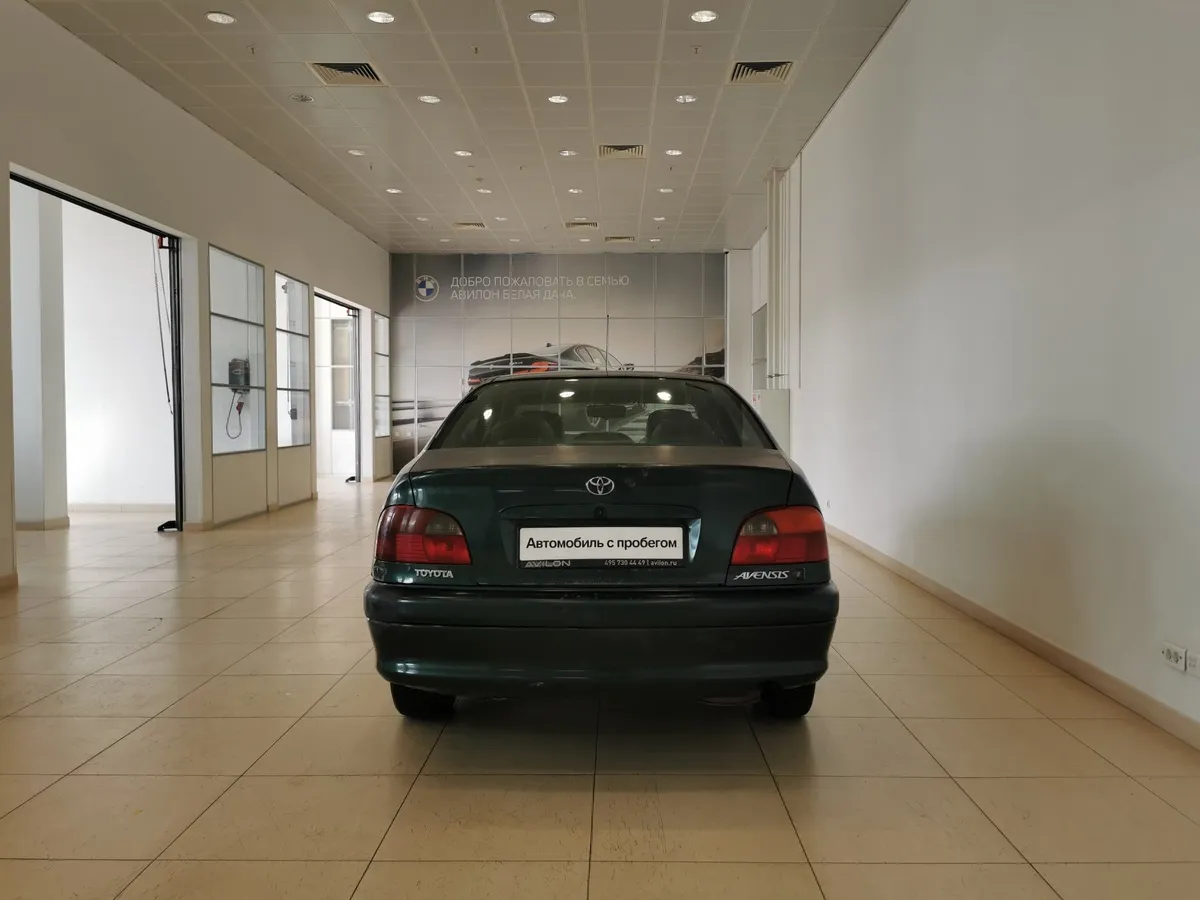 Toyota Avensis 2.0 MT (128 л.с.) Зеленый в АВИЛОН. Слайд №8