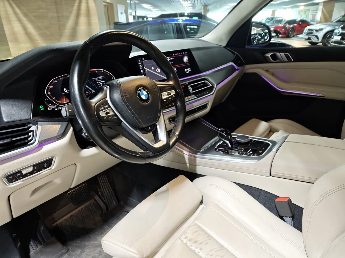 BMW X5 xDrive30d Steptronic (249 л.с.) Business Plus Серый в АВИЛОН. Слайд №11