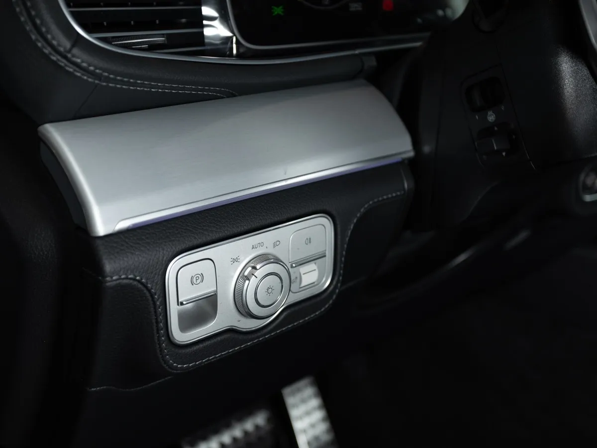 Mercedes-Benz GLS 450 d 9G-TRONIC 4Matic (367 л.с.) Серый в АВИЛОН. Слайд №19