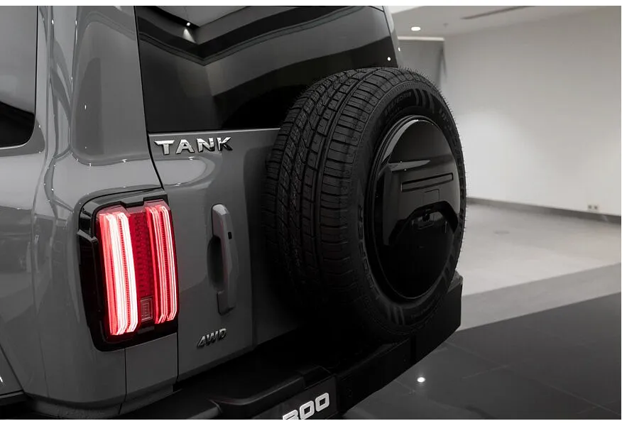 TANK 300 2.0T AT 4WD (220 л.с.) Сити Драйв Серый в АВИЛОН. Слайд №20