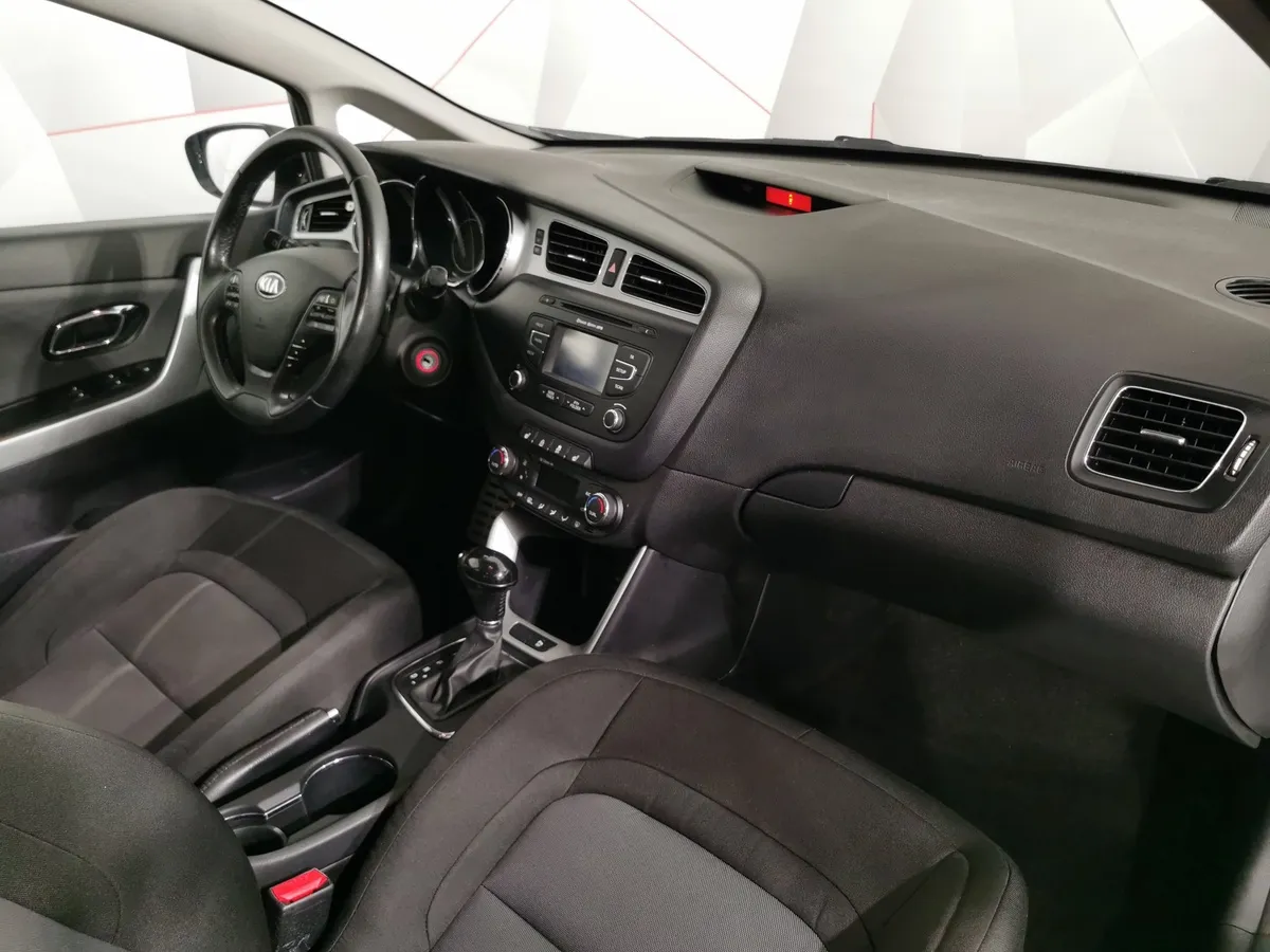 Kia Ceed 1.6 AT (129 л.с.) Luxe Серый в АВИЛОН. Слайд №12