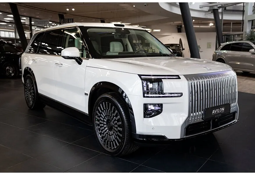 Zeekr 9X 2.0h AT 4WD (1177 л.с.) Max Белый в АВИЛОН. Слайд №2