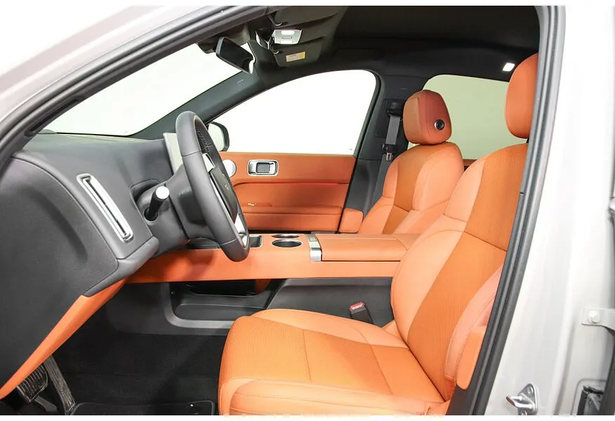 Li Auto L6 1.5 AT 4WD (150 л.с.) Pro Серый в АВИЛОН. Слайд №9