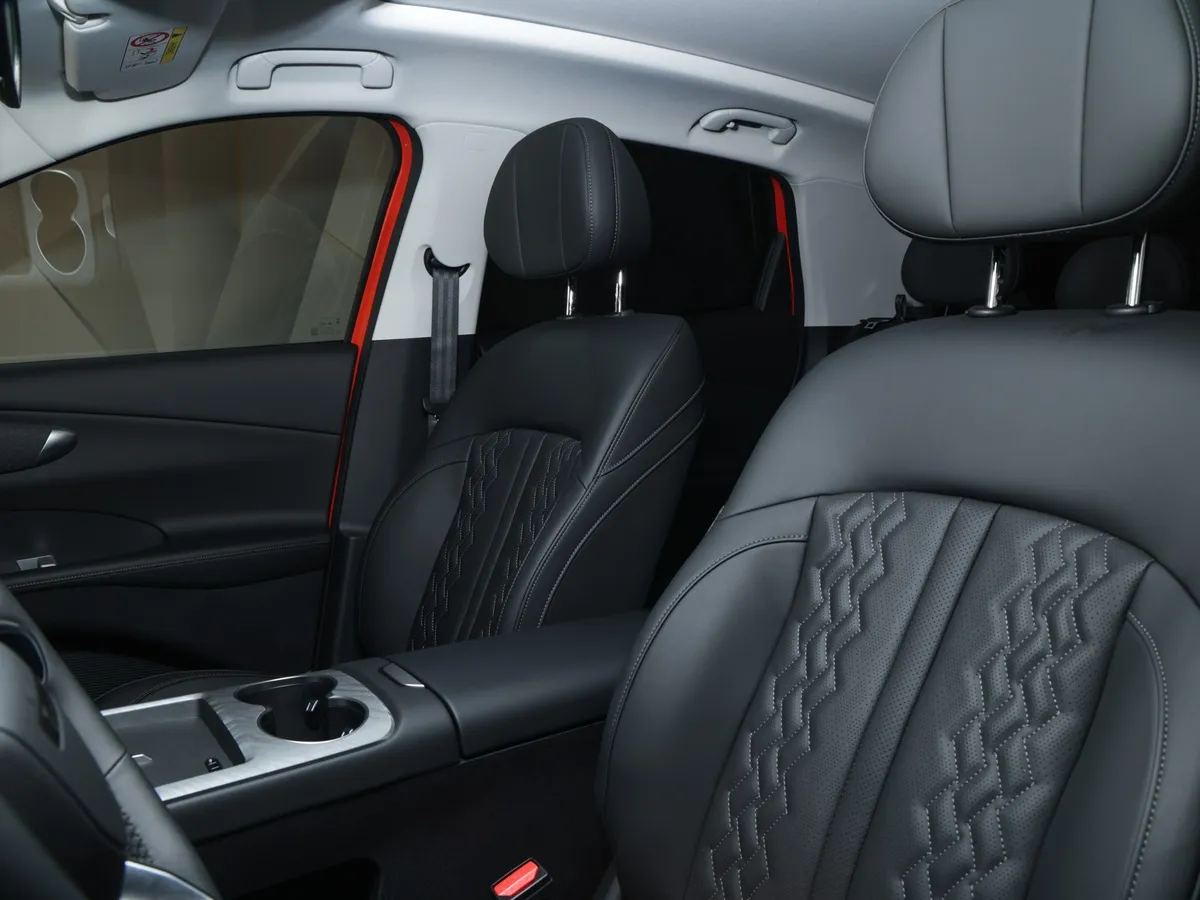 TENET Plus L6 1.5T 6DCT 2WD (147 л.с.) Ультра Оранжевый в АВИЛОН. Слайд №8 TENET Plus L6 1.5T 6DCT 2WD (147 л.с.) Ультра Оранжевый в АВИЛОН. Слайд №8