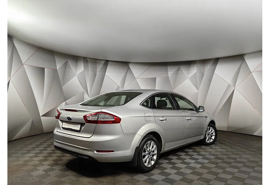 Ford Mondeo 2.3 AT (161 л.с.) Ambiente Серебристый в АВИЛОН. Слайд №2